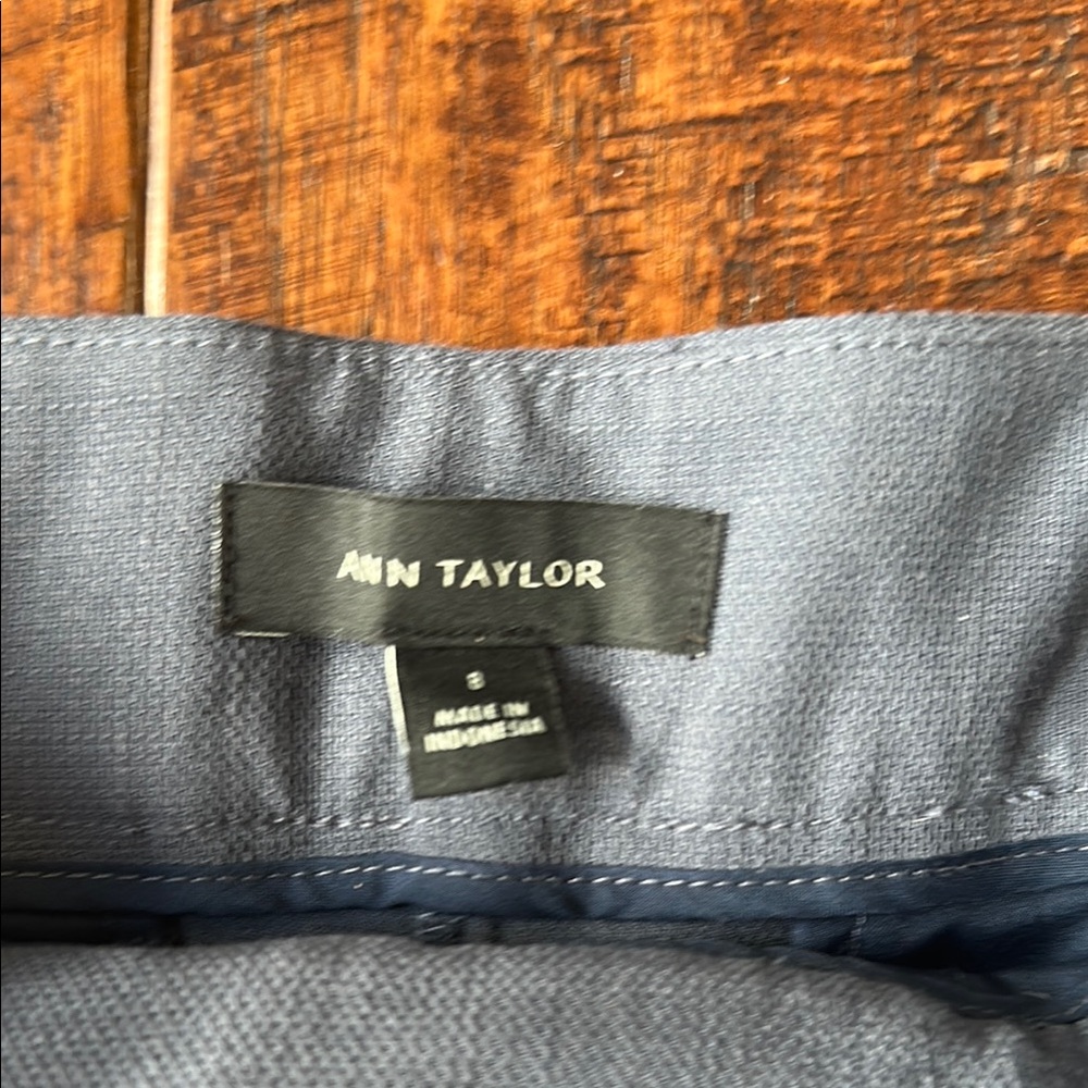 Ann Taylor Smokey Blue Two Piece Outfit Set - Picture 2 of 9